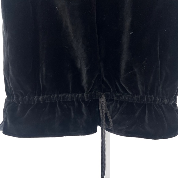 NWT Ruff Hewn Black Velvet Womens Vest size M Silver Tone Ornate Buttons Lined - Picture 3 of 4